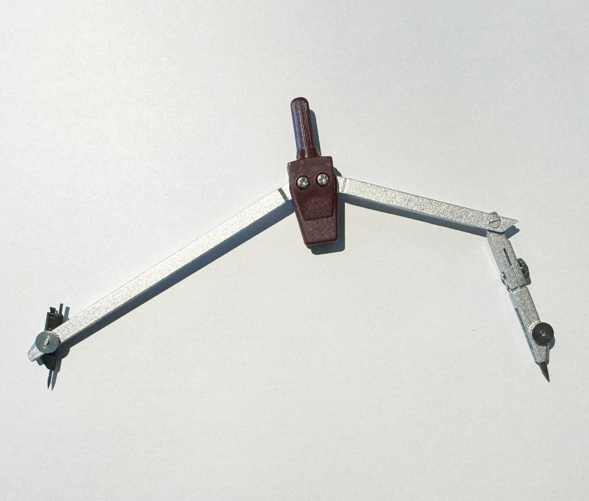 Bild Geometry Math Compass Set - Triple Metal Compass set with case ...